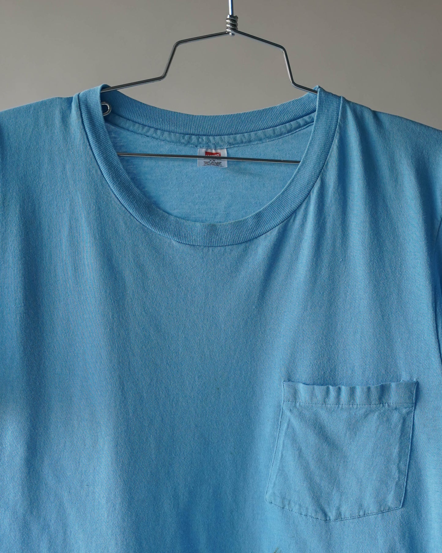 90's Baby Blue Pocket Tee - Large