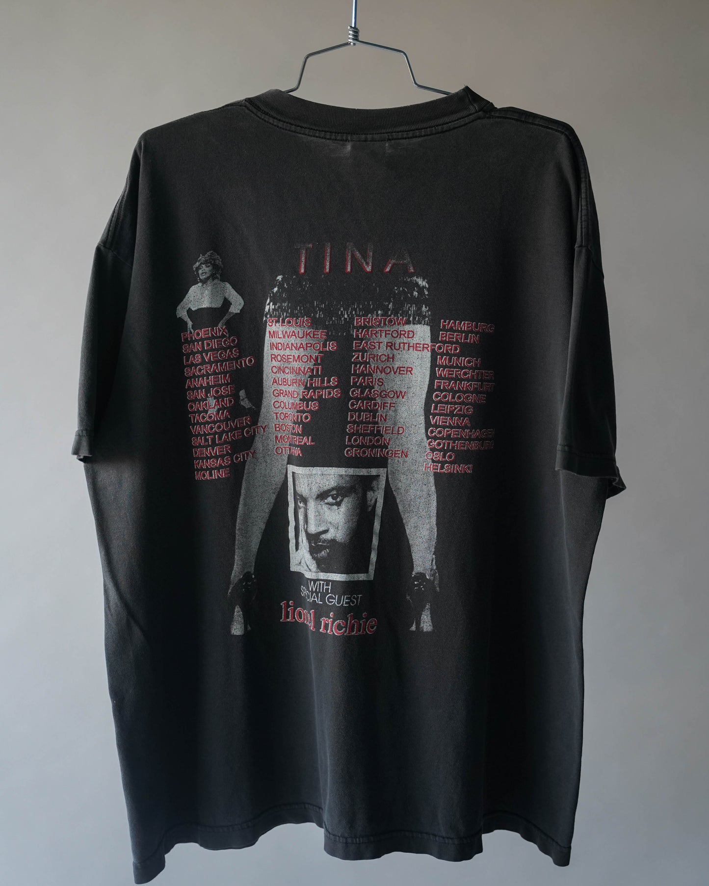 90's Tina Turner Featuring Lionel Richie Tour Tee - XL