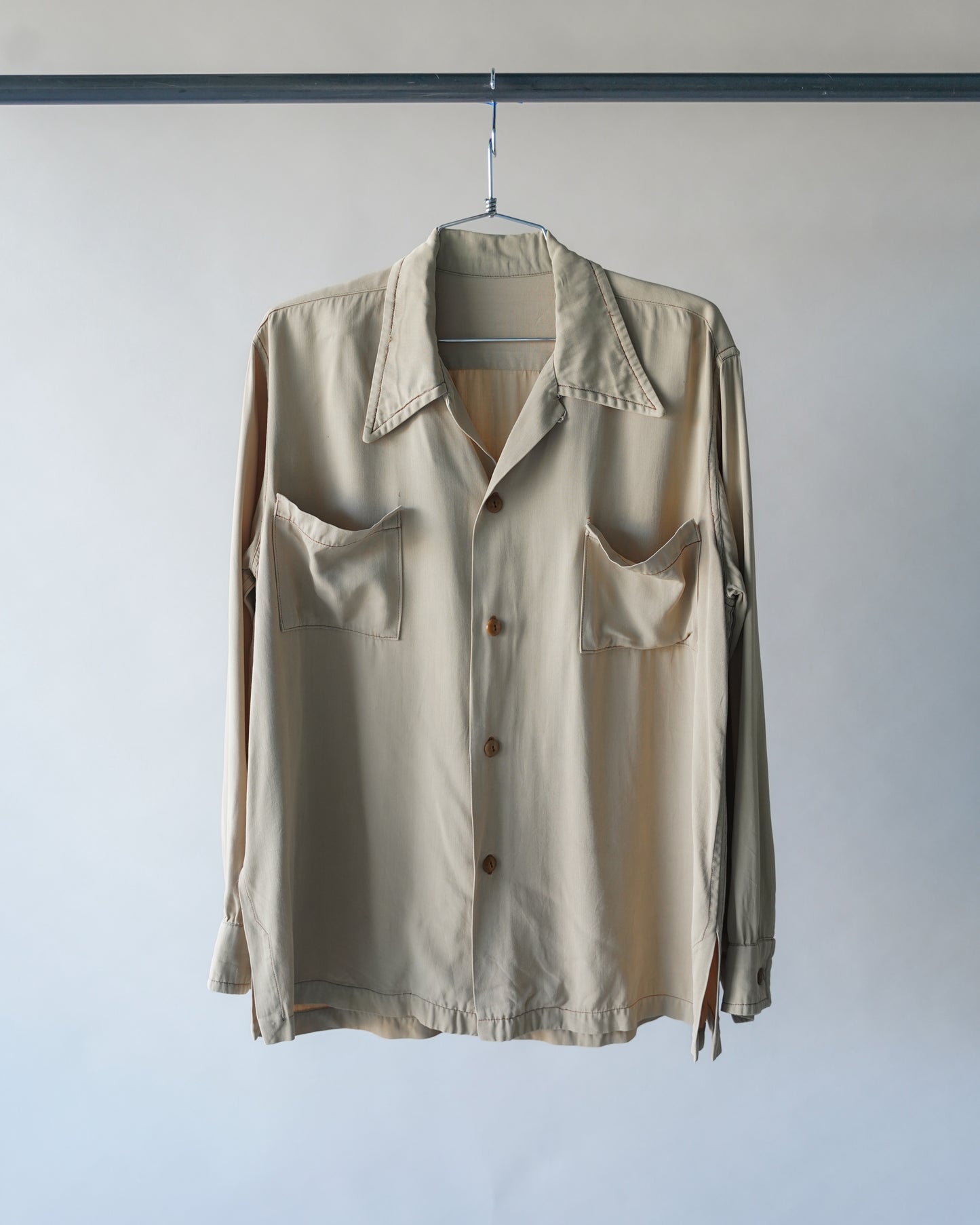 40's/50's Tan Gaberdine Loop Collar Shirt - XL