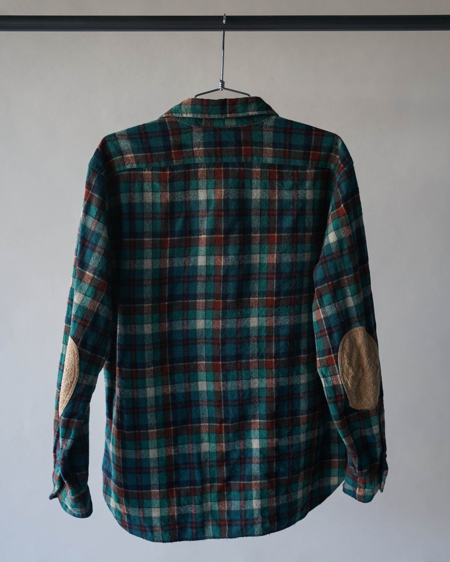 80's Pendleton Wool Plaid Shirt - Large