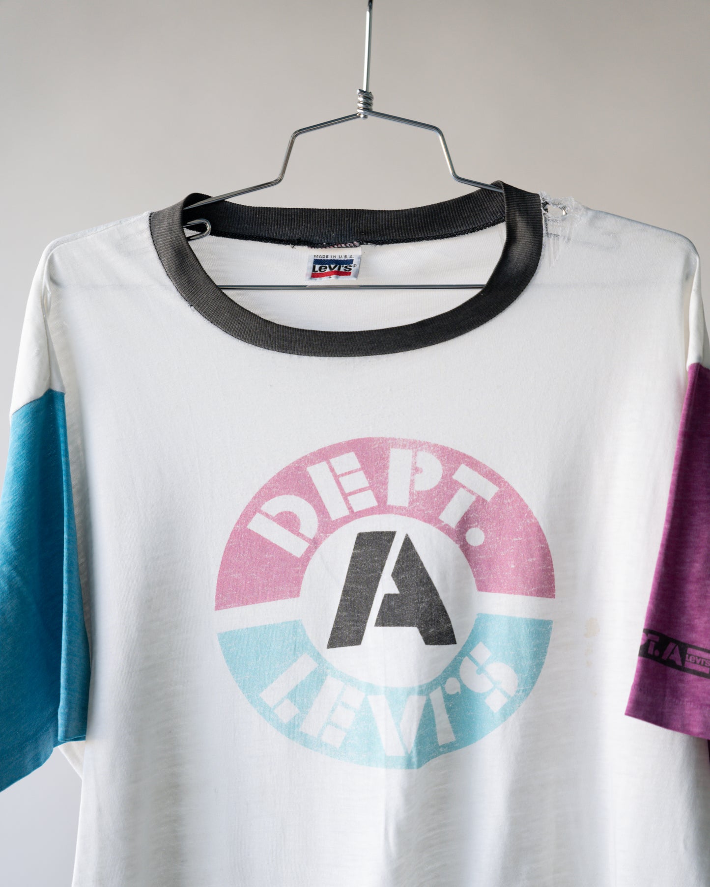 90's Levi's Tee - XL
