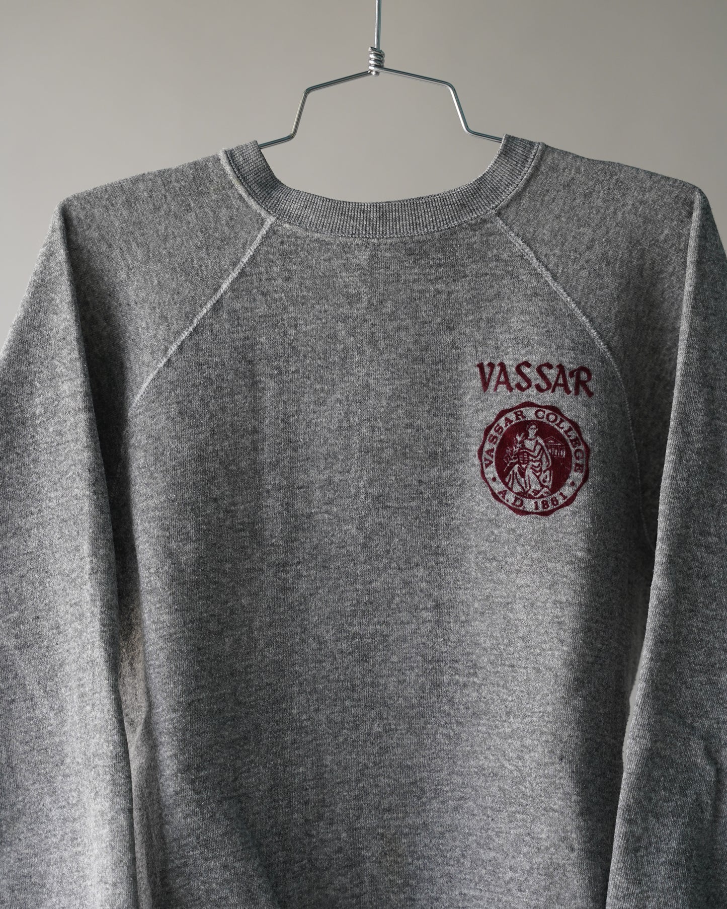 70's Vassar College Sweatshirt - Medium