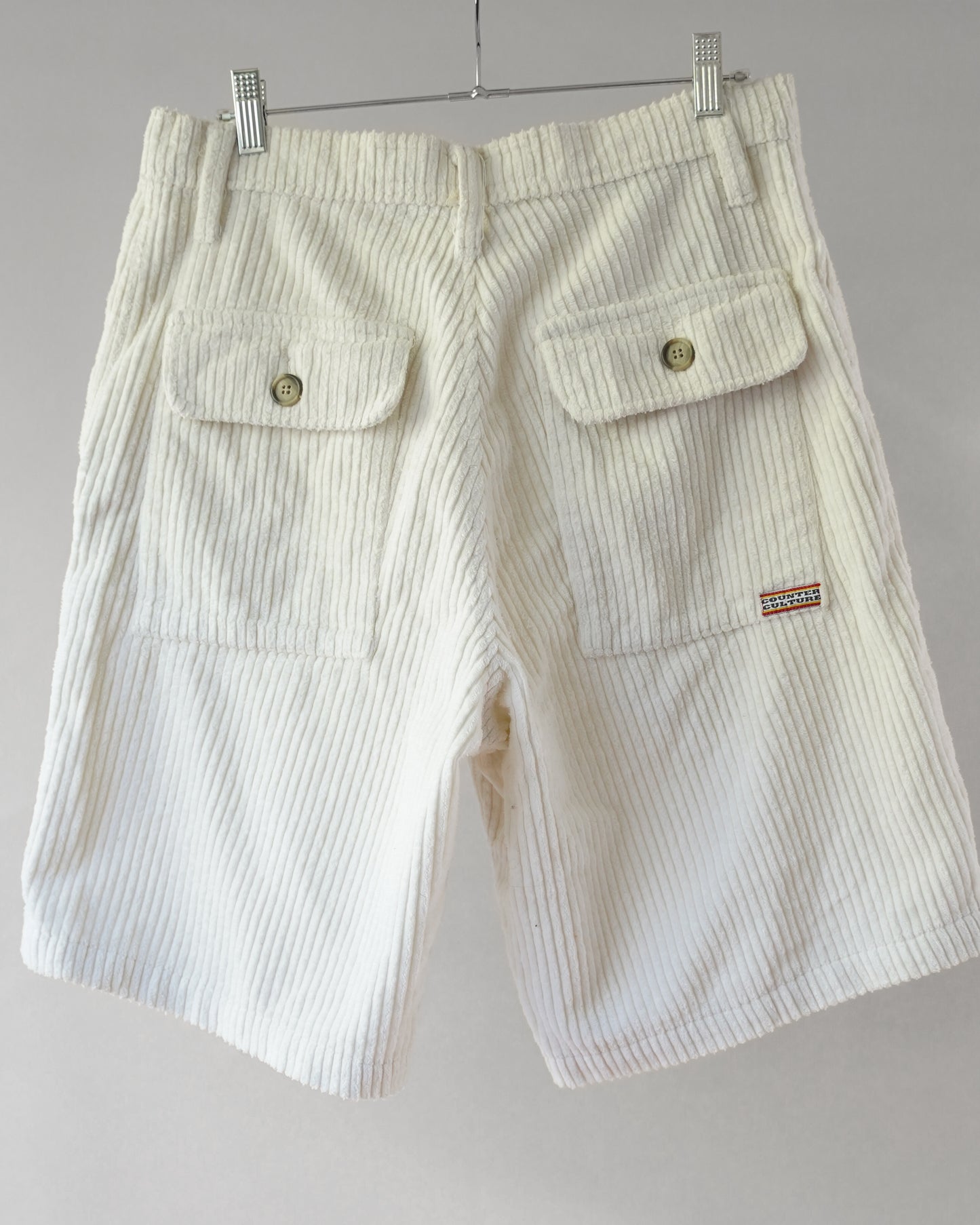 90's Counter Culture White Corduroy Shorts - 32x21