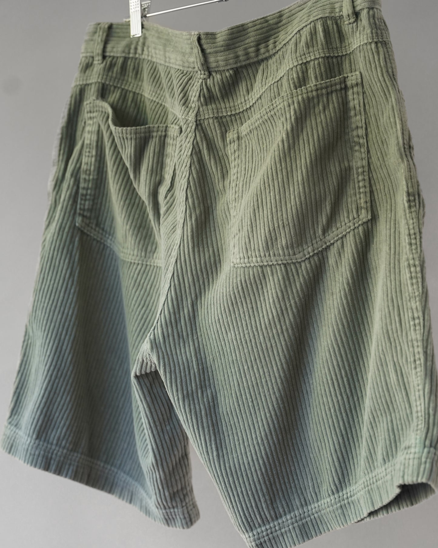 90's Baggy Gray Corduroy Shorts - 36x22