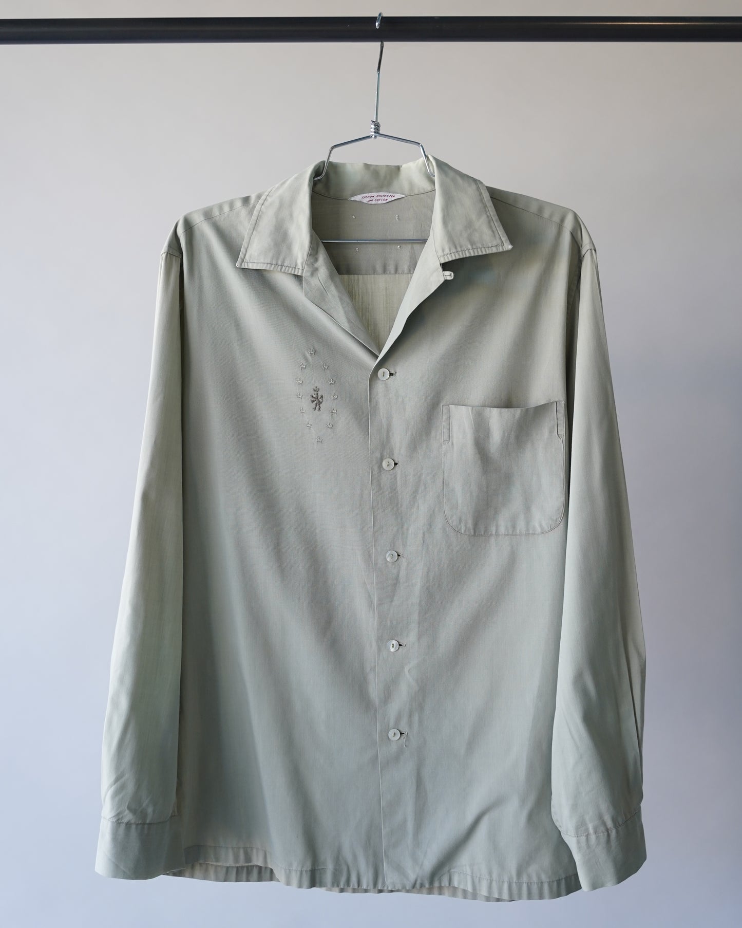 60's Light Green Loop Collar Shirt - Large