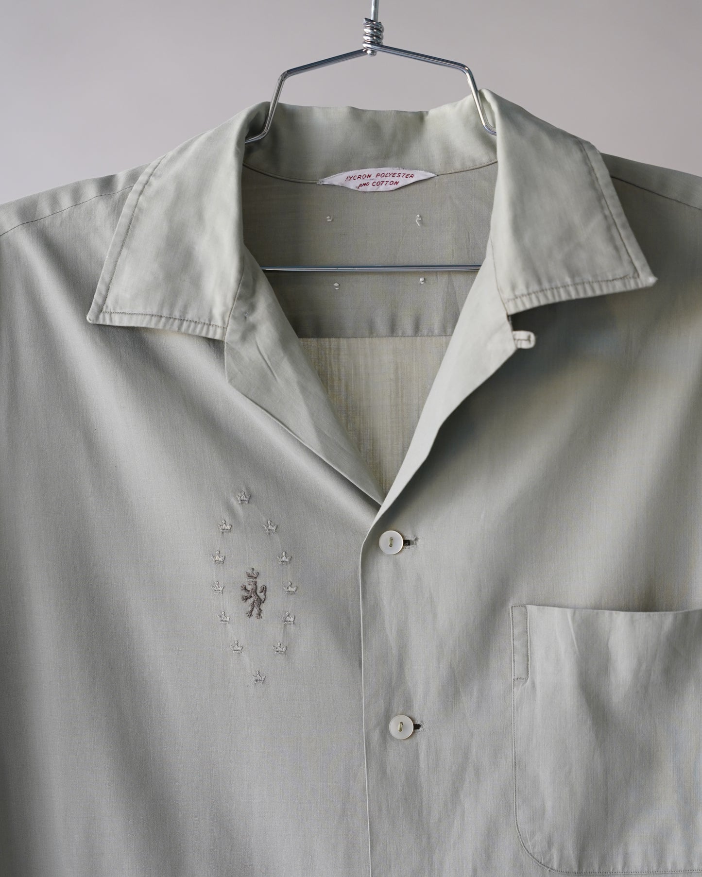 60's Light Green Loop Collar Shirt - Large
