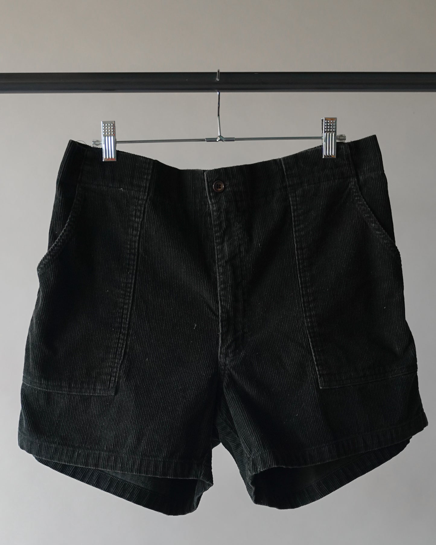 80's Black Corduroy Shorts - 33 Waist