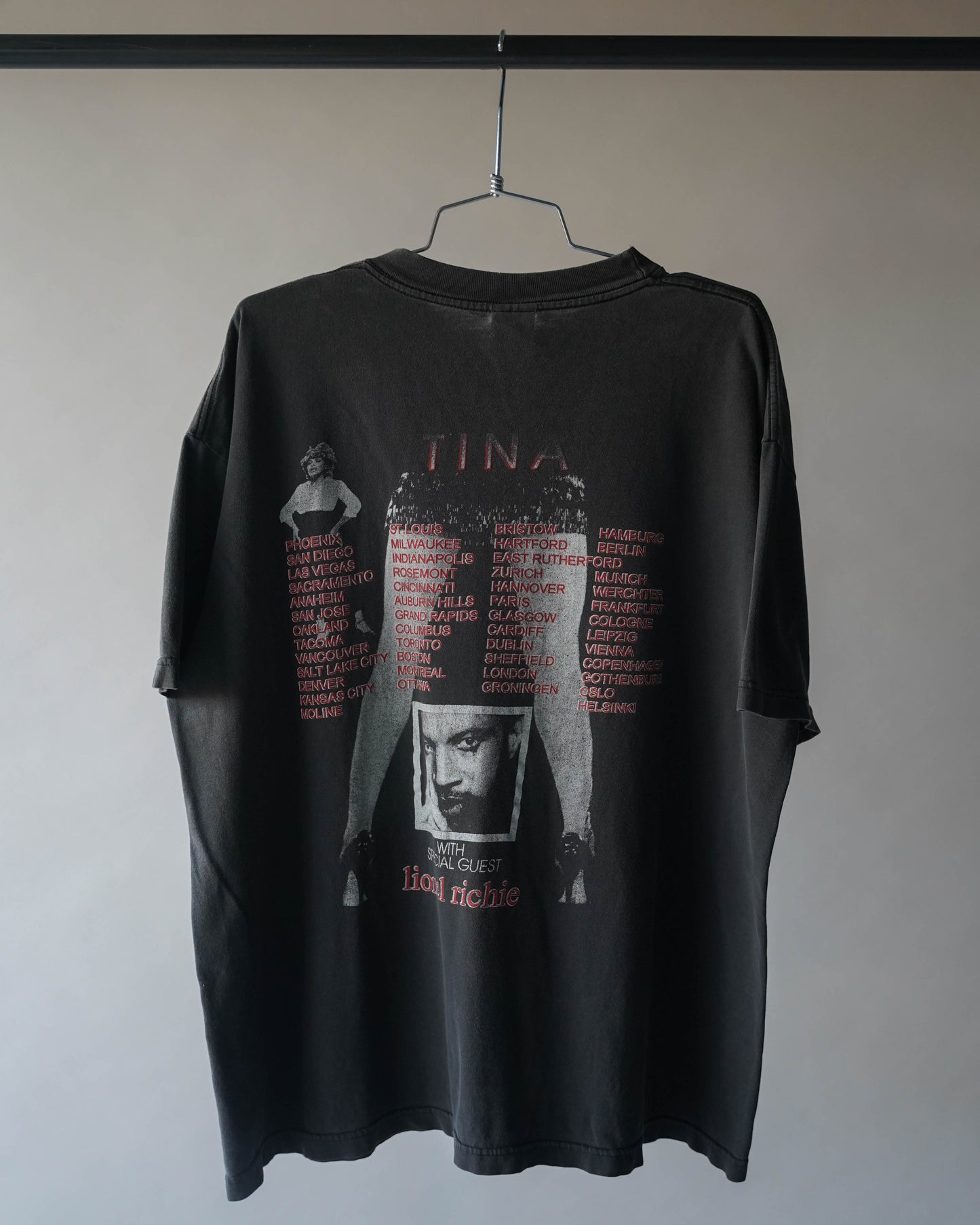 90's Tina Turner Featuring Lionel Richie Tour Tee - XL