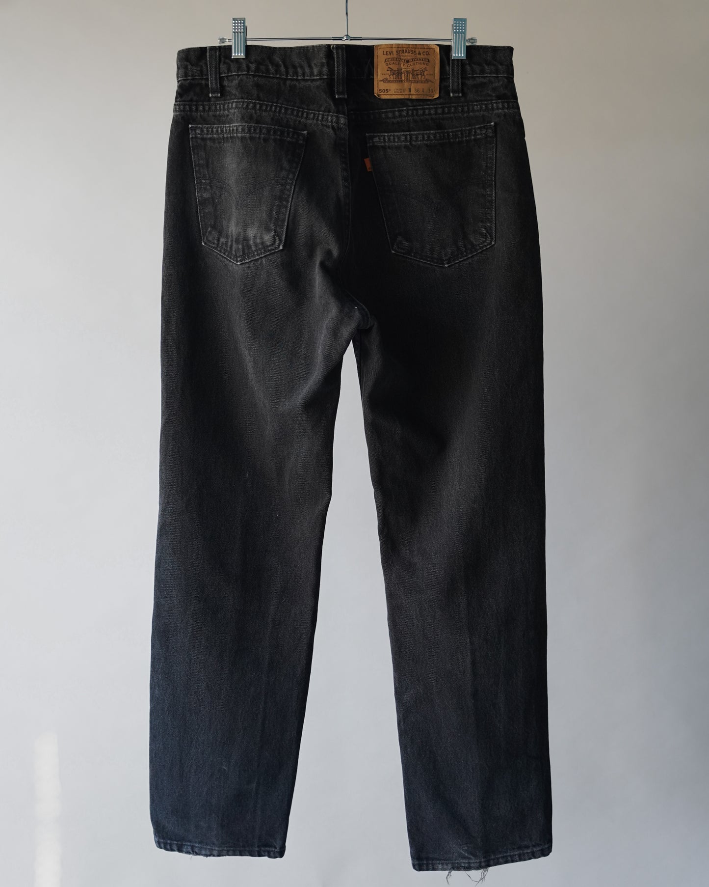 90's Black Orange Tab Levi's - 34x31