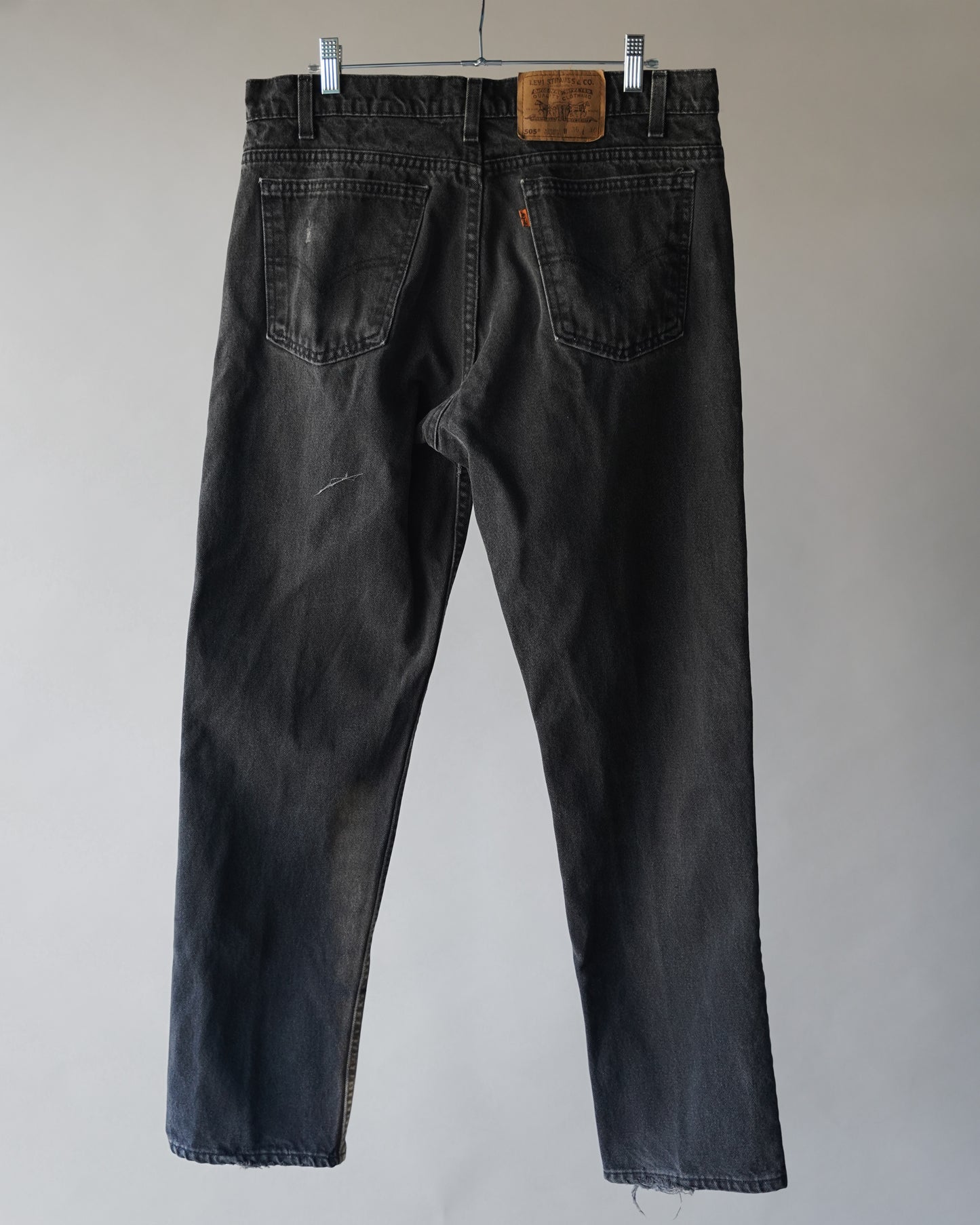 90's Black Orange Tab Levi's - 34x30