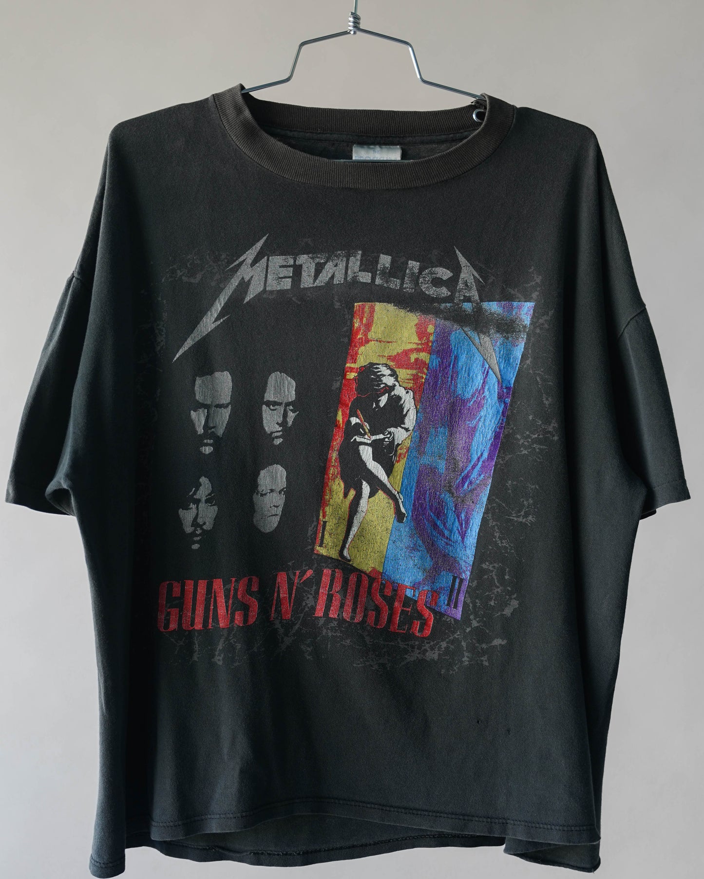 90's Metallica Guns N Roses Band Tee - Large (cropped)