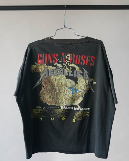 90's Metallica Guns N Roses Band Tee - Large (cropped)