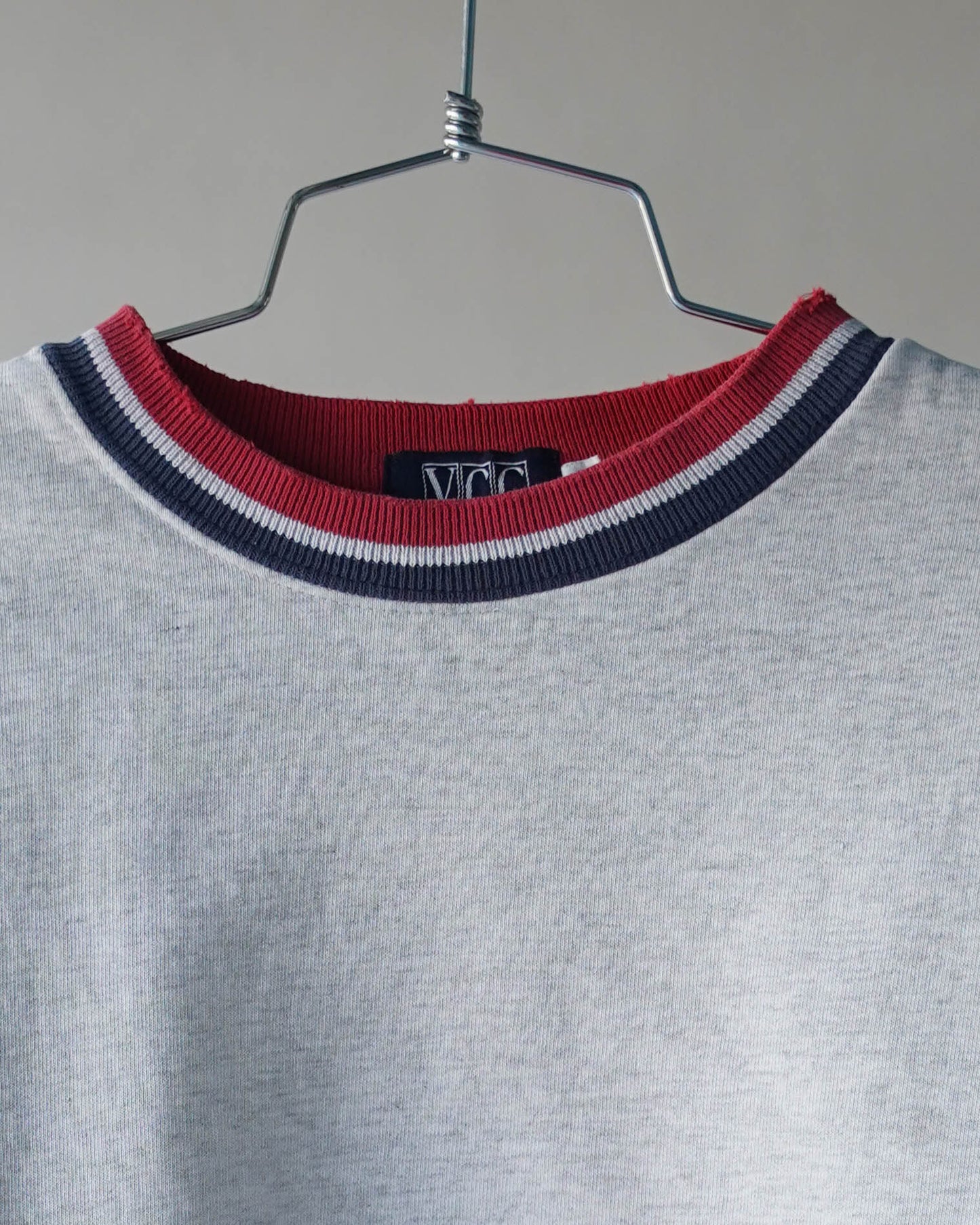 90's Tri Toned Crewneck - Large