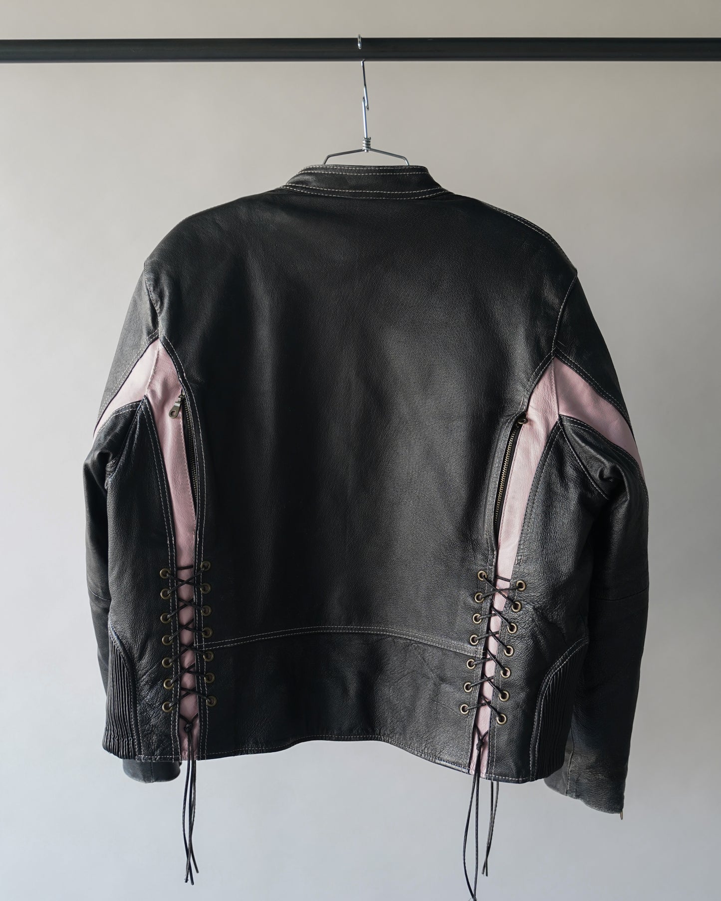 90's Black and Pink Leather Motorcycle Jacket - Large