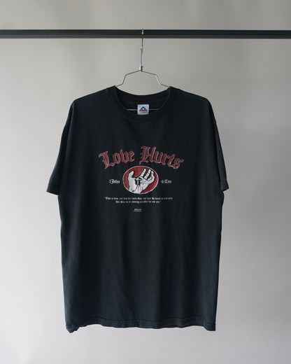 00's Love Hurts Jesus Tee - Medium