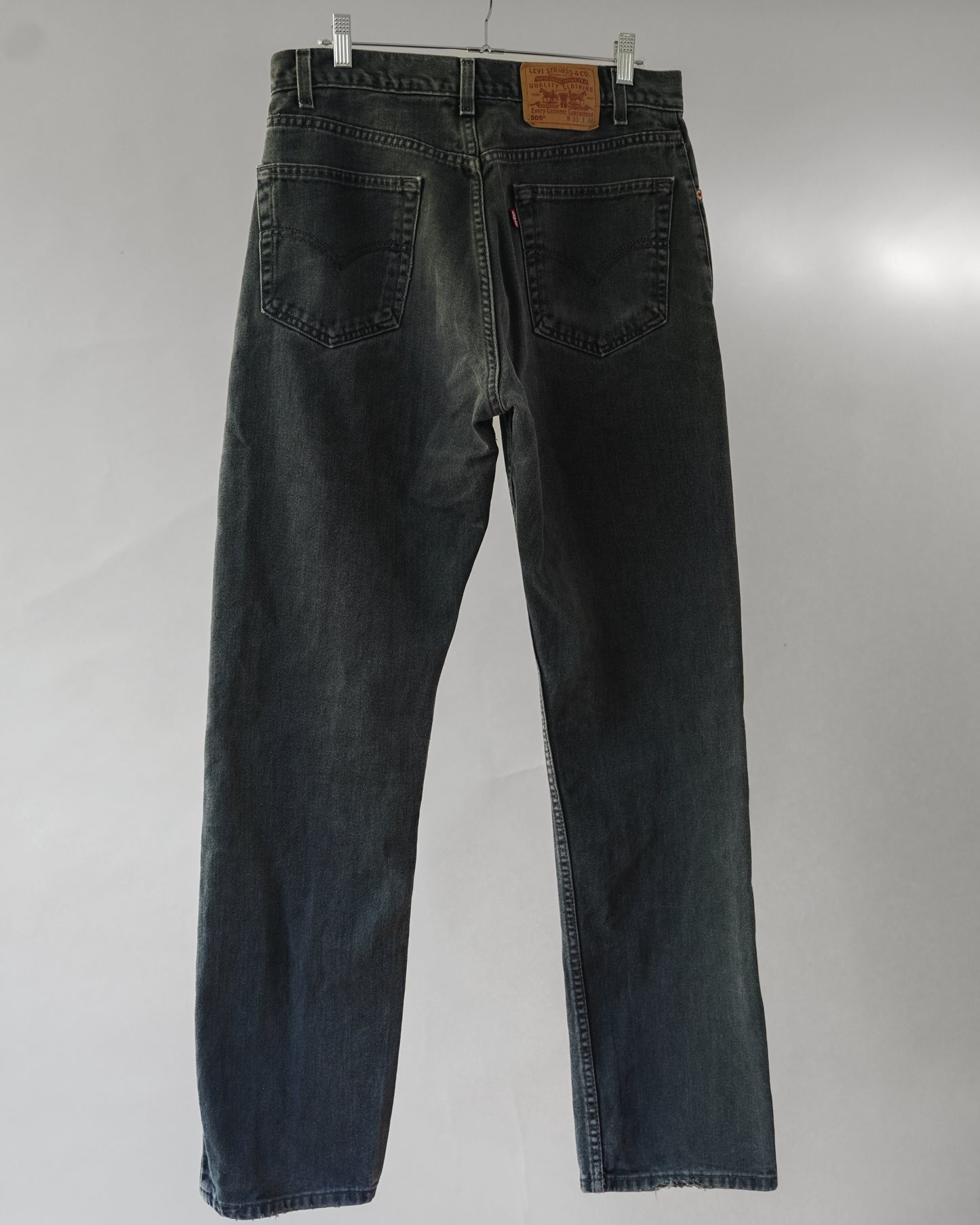 90's Faded Black Levi's 505 - 32x32