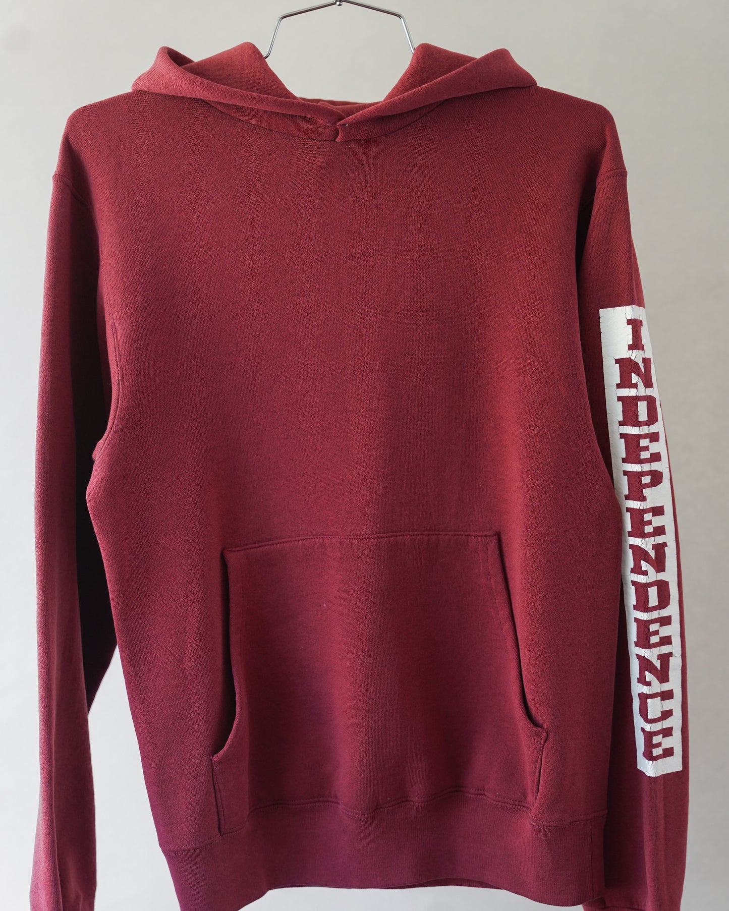 90's Maroon Independence Hoodie - Medium